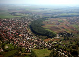Tiszacsege látképe