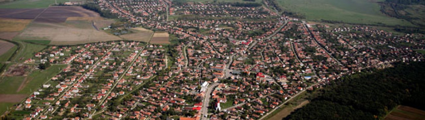 Tiszacsege látképe