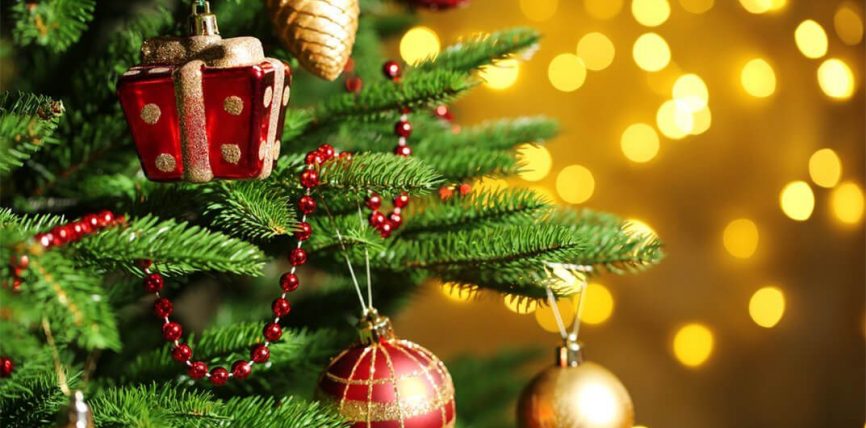 Díszítsük fel a város karácsonyfáját